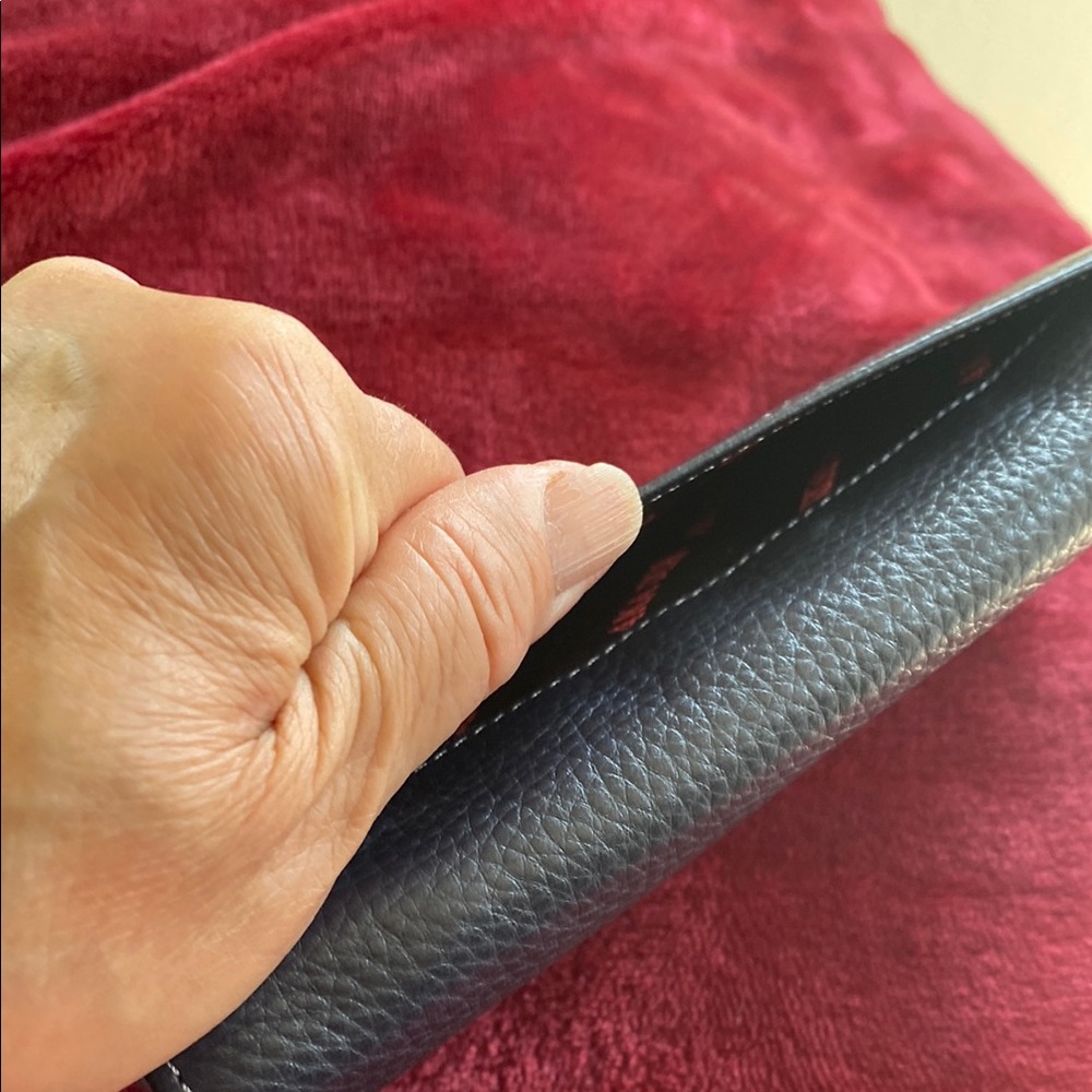 AKA New York Black Leather Wallet - Picture 3 of 3